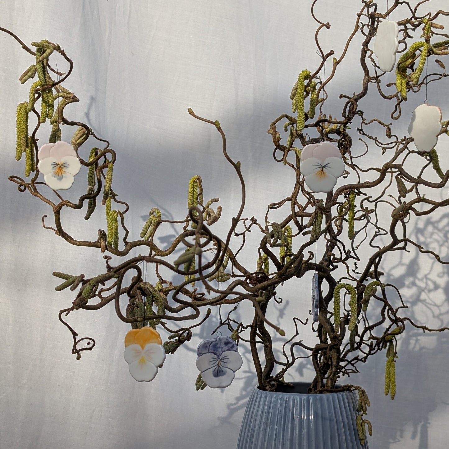 Ornament, Porcelæn stedmoderblomster