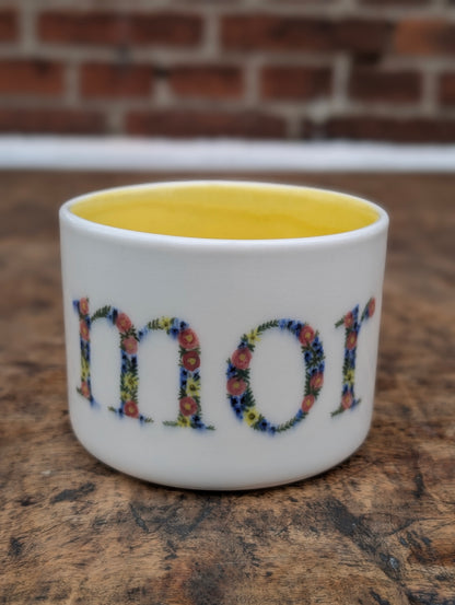 Færdig Mor kop, Gul