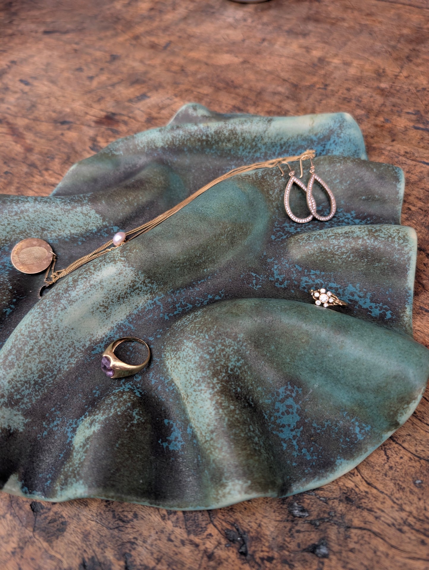 Fad / relief, Dybhav