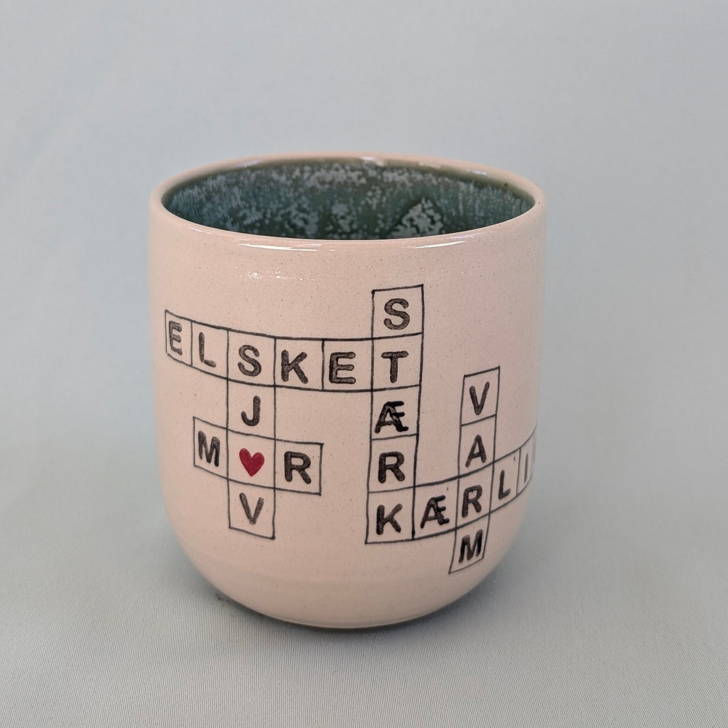 Mor kop, Scrabble med hjerte